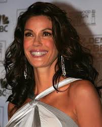 Image <b>Teri Hatcher</b> or Mandy Moore? Picture