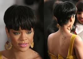 Stop the Rihanna Hair Madness! - via Daymix