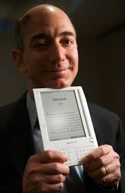 Image <b>...</b> <b>Jeff Bezos</b> with Kindle Picture
