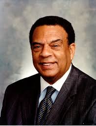 Amb. Andrew Young - via Daymix