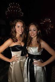 Image Abigail Spencer and <b>Autumn Reeser</b> Picture