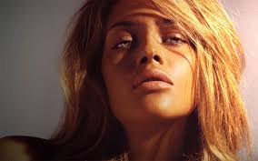 Image with <b>Ana Beatriz Barros</b> Picture