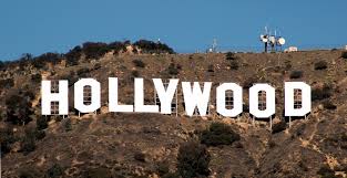 Hollywood%20sign%20900.jpg - via Daymix