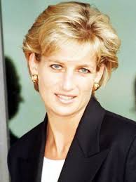 Princess Diana Arrives in
