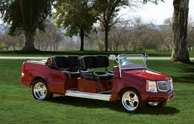 KUSH TOYS: GOLF CARTS - via Daymix
