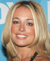 Cat Deeley finds Tom Jones the - via Daymix