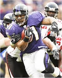 Ravens running back Jamal Lewis ran