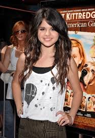 Image <b>Selena</b> posed for some adorable Picture
