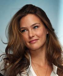 Image <b>Bar Refaeli</b> Launches 'Corona Picture