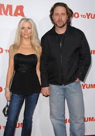 Danielle Spencer Image Superstar Couples » Blog Archive » Three Ten to Yuma screening ... Picture 0
