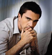 Juanes Image juanes.jpg Picture 6