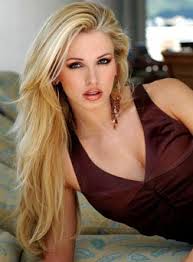 Image <b>Shandi Finnessey</b> Picture