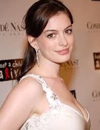 Anne Hathaway Picture 4