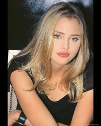 Image <b>Estella Warren</b> Photo at AllPosters. <b>...</b> Picture