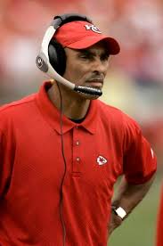 HERM EDWARDS GIVES APPLAUSE