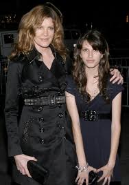 Rene Russo Picture 2