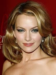 Image <b>BECKI NEWTON</b> photo | <b>Becki Newton</b> Picture