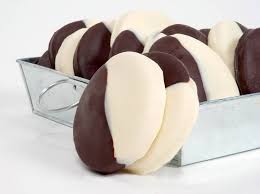 black-and-white-cookies