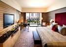 Luxury Bedroom Interior Design of Mandarin Oriental Hotel ...