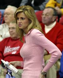 reporter Erin Andrews (right).