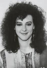 Image <b>Joan Cusack</b> plays Cyn, Picture
