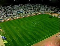 نقره لتكبير أو تصغير الصورة ونقرتين لعرض الصورة في صفحة مستقلة بحجمها الطبيعي