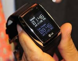 lg-gd910-wrist-watch-phone-2
