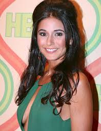 Image More about: <b>Emmanuelle Chriqui</b> Picture