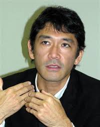 俳優の<b>杉本哲太</b>さん、追突され首にけが - MSN産経ニュース