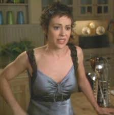Alyssa Milano plays Phoebe Halliwell