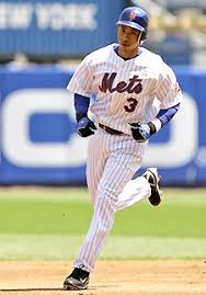 Mets' Damion Easley trots