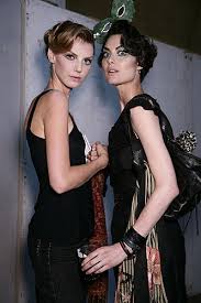 Shalom Harlow Picture 2