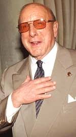 Image <b>Clive Davis</b> Profile Picture