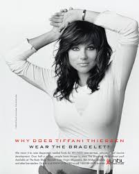 Tiffani Thiessen Image <b>Tiffani< b><b>Thiessen< b> wh.jpg Picture 4