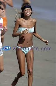 Nicole Richie is looking really