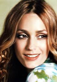 Yasmin Le Bon Image DoubleOhTwo: October 08 Picture 5