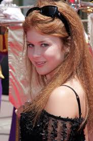 Image <b>Renee Olstead</b> Picture