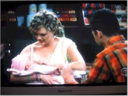 sara-rue-breastfeeding.jpg