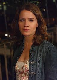 Anna Belknap stars as Lindsay Monroe