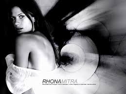 Rhona Mitra Picture 4