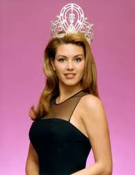 BAODATVIET.VN | 6 lần vinh quang tại Miss Universe 6 lan vinh ...