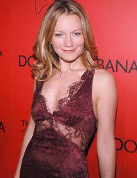 Image More about: <b>Becki Newton</b> Picture