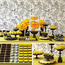 Amy Atlas :: Mod Dessert Table
