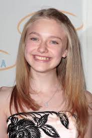 Dakota Fanning Pictures and Images