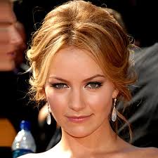 Becki Newton Picture 4