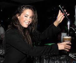Roxanne McKee Image 2490538660 d57 6b8bc.jpg Picture 6
