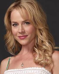 Image <b>Julie Benz</b> Picture