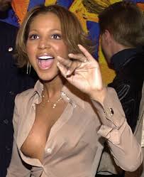 Image <b>Toni Braxton</b> has tumor removed Picture