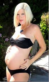 Tags: Tori Spelling