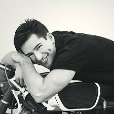 Image Host, Mario Lopez. Picture